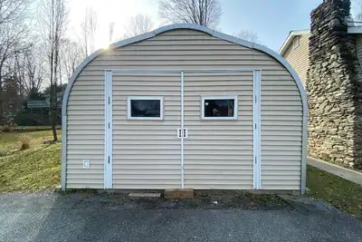 Image de Cozy, roomy, peaceful and comfortable place to live