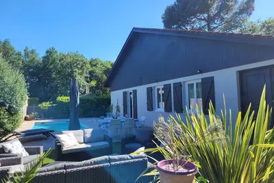 Image de Belle villa avec piscine entre Bordeaux et océan