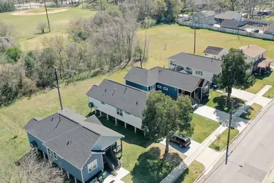 Image de Your Great Bungalows! Sleeps 12/6br/4ba/8pa