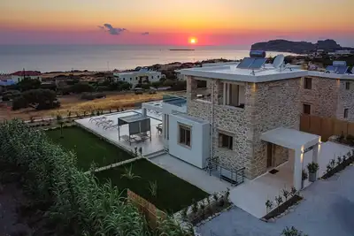 Luxury new villa 450m to the beach