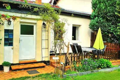 Image de The NeueSpreeBlick, directly on the Spree