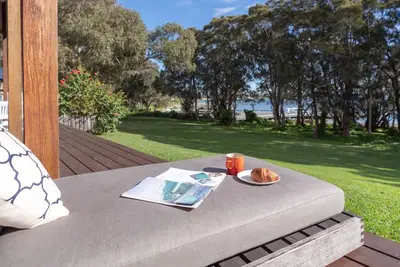 Image de Tula - waterfront reserve