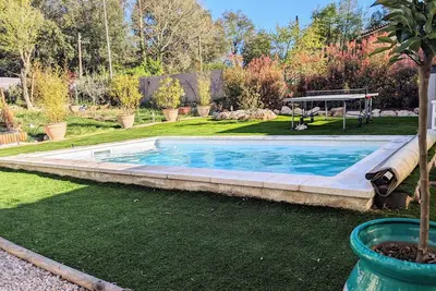 Image de Villa climatisée lumineuse avec piscine