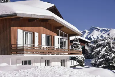 Image de Newly renovated luxury chalet with panoramic views in Mürren