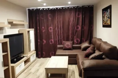 3 bedroom apartment renovated garsan 83b