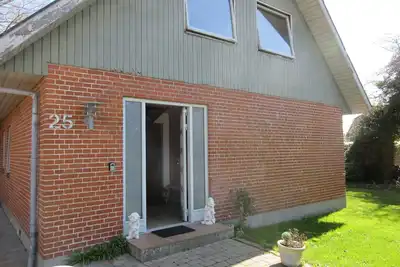 Image de Lovely holiday apartment on the 1st floor with separate entrance.