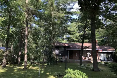 Image de Luxury retreat-King Beds- Game Room- Hot Tub-Private Beach Access