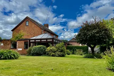 Image de Arniss Farmhouse - Cinq Chambres Gîte, Couchages 12