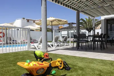Image de Ideal for family holidays, near beach and golf