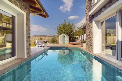 Image de Villa Kaya - Quatre Chambres Villa, Couchages 8