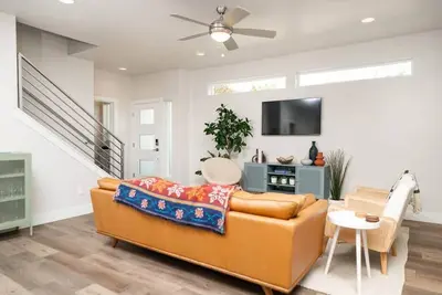 Image de Fun & Good Vibes in Meridian