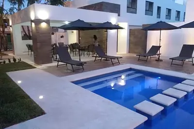 Image de Luxury+Near Beach+New+Sanitized+Unique+New