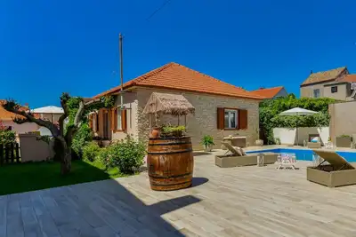 Image de Villa Gatsby - Trois Chambres Villa, Couchages 6