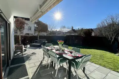 Image de Large vacation apartment with sauna, terrace, garden and open fireplace