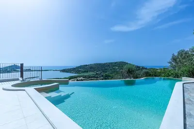 Image de Newly renovated Villa Libeccio with pool and breathtaking views