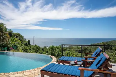 Image de Casa Azul Oceanview Oasis -Spacious & Peaceful Beach House near Tunco, Surf City