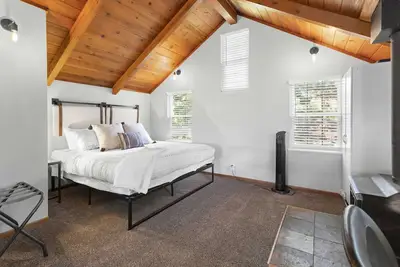 Image de The Buck Spur | A Cozy Cottage close to Sandpoint & Silverwood