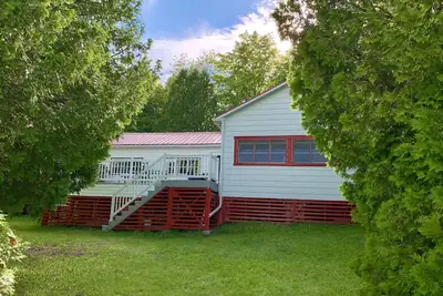 Image de Chaleureux chalet rustique au bord du Lac-Trois-Saumons