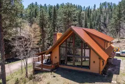 Image de Deadwood Private Luxury Cabin with Gold Mine and Creek