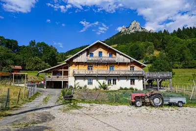 Image de La Ferme de l'Âne Rouge - Gîte de vacances -15 personnes dont maxi 12 adultes