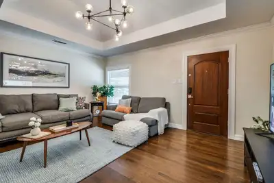 Image de Experience the best of Dallas-Near Bishop Art and Dt Dallas.