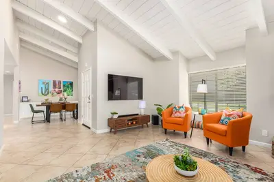 Image de Beautiful 2 Bedroom 2 Bath Scottsdale Townhome