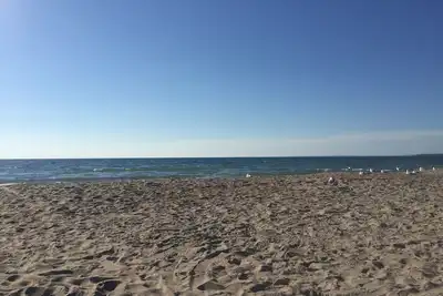 Image de Cozy Cottage Retreat Steps to the Beach!