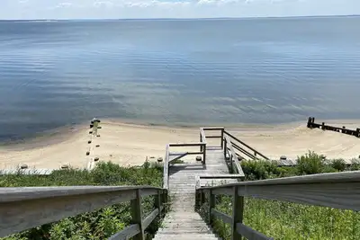 Image de Newly Renovated Waterfront House w/ Private Beach