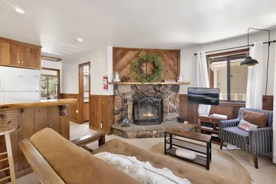 Image de Cozy Sugar Chalet Mountain Retreat in Big Bear