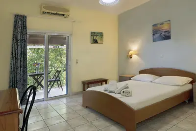 Image de Villa Avra Appartement 2ème étage avec vue sur les montagnes, Garten et Wi-Fi.