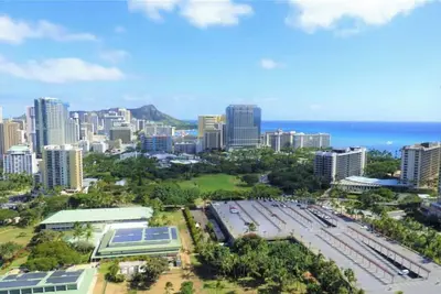 Image de 5 mins to the Beach/ Ocean+Mt View. Centrally located in Waikiki