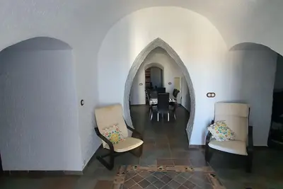 Image de Chalet Cueva de Manuel avec vue sur les montagnes, jardin et bain Ă remous