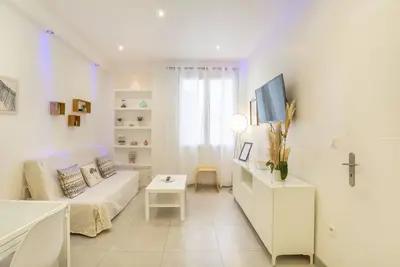 Image de Appartement Les Pieds Dans l'eau parking