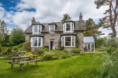 Image de Drumrunie, pet friendly, with open fire in Braemar