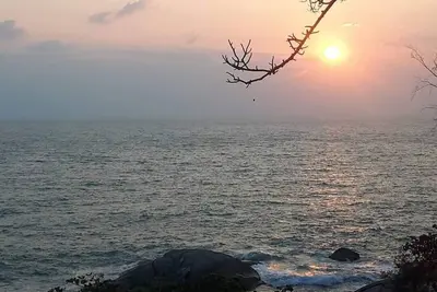 Image de Small bungalow with Seaview