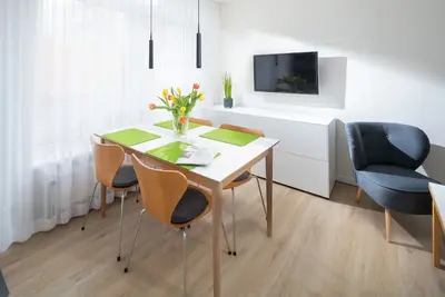 Image de Bright, modern 2-room vacation apartment just a few meters from the west beach!