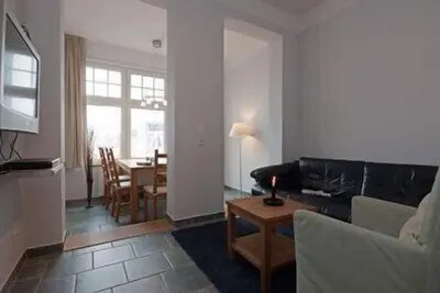Image de Apartment on the 1st floor, separate bedroom with double bed and guest Wc