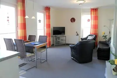Comfortable 2-room vacation apartment with balcony just a few meters from the north beach