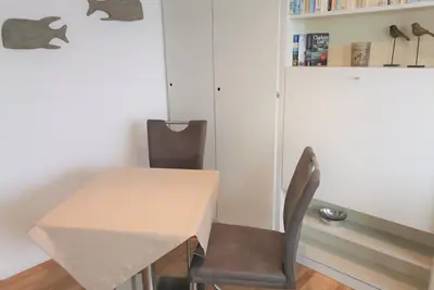 Image de Central 2-room vacation apartment with balcony & city view