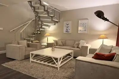 Image de Family-friendly, exclusive vacation home just a few steps from the promenade!