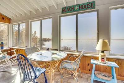 Image de Alburgh Winter Escape on Lake Champlain!