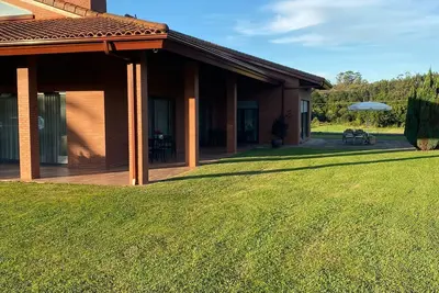 Image de Villa Monastery. 15' from Santander