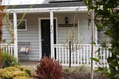 Image de Hidden Gem ~ Luxury Cottage near Lake Daylesford