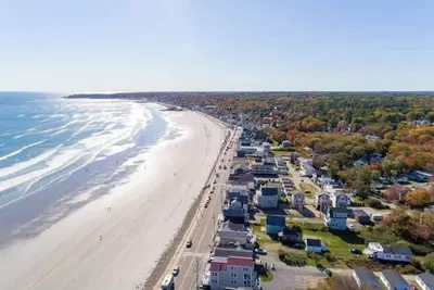 Image de Beautiful Beachfront 6 bedroom vacation home