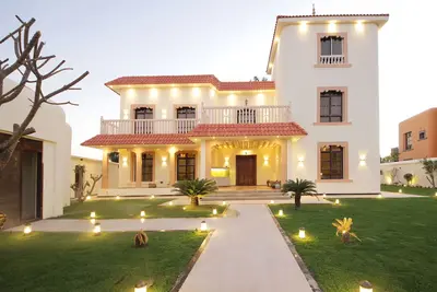 Image de Cleopatra Luxury 5 Bedroom + Maid With Private Pool - Falcon City