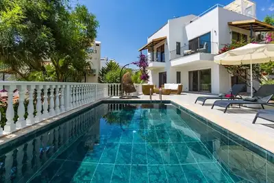 Image de 3-bedroom Villa, with a Private pool, Wonderful Sea view roof terrace