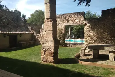 Image de Un gîte familiale dans un grand domaine avec piscine