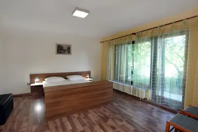 Image de Apartma Jožefa 2br with Garden View