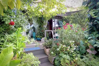 Image de Maison de village avec petit jardin d Eden avec jacuzzi et aperçu mer