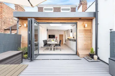 Image de Modern Minimalist 3-Bed Duplex Apartment in York I Pass The Keys